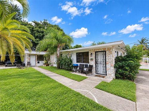 0-1867 Nw 55th Ter, Miami, FL, 33142-3043 | Card Image