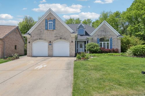 688 Fox Holw, Dekalb, IL, 60115-2391 | Card Image