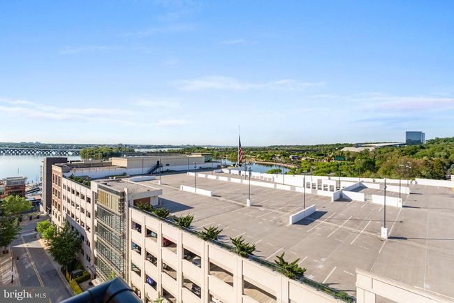 UNIT-903 - 155 Potomac Psge, Condo with 2 bedrooms, 2 bathrooms and null parking in OXON HILL MD | Image 24