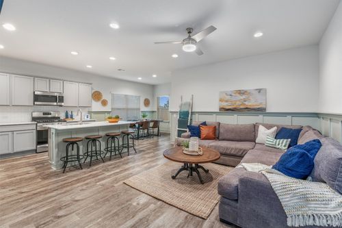 100 Deserti Rd, Leander, TX, 78641-2647 | Card Image