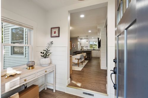 11 Hillside Rd, Northborough, MA, 01532-2401 | Card Image