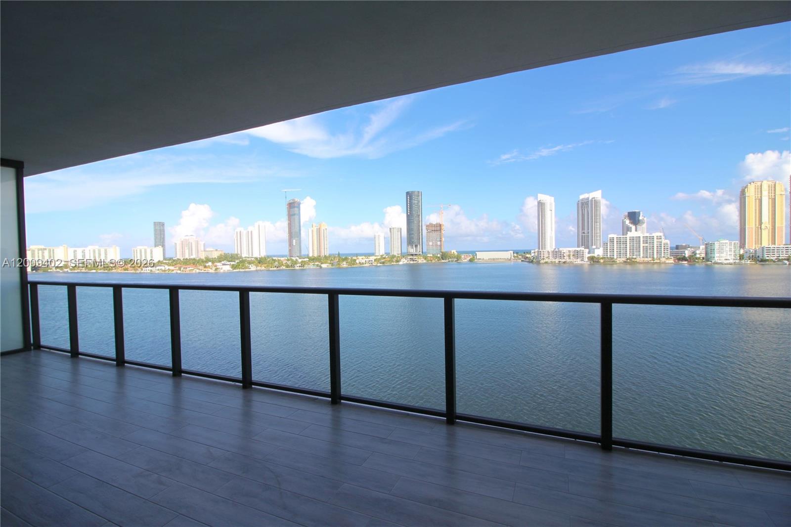 Residential Lease in Aventura 2
