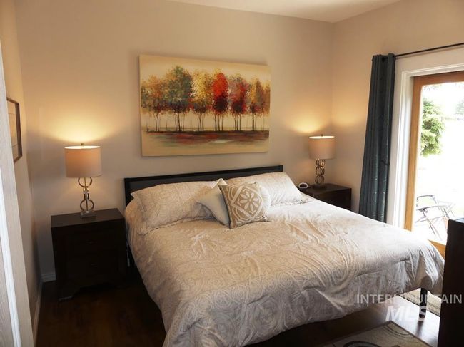 UNIT-1 - 24 Mangum Cir, Townhouse with 3 bedrooms, 2 bathrooms and 2 parking in Donnelly ID | Image 15