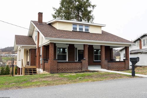 1515 Edgeway Dr, Fairmont, WV, 26554-4908 | Card Image