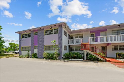 3014-245 Ne 191st St, Miami, FL, 33179-3882 | Card Image