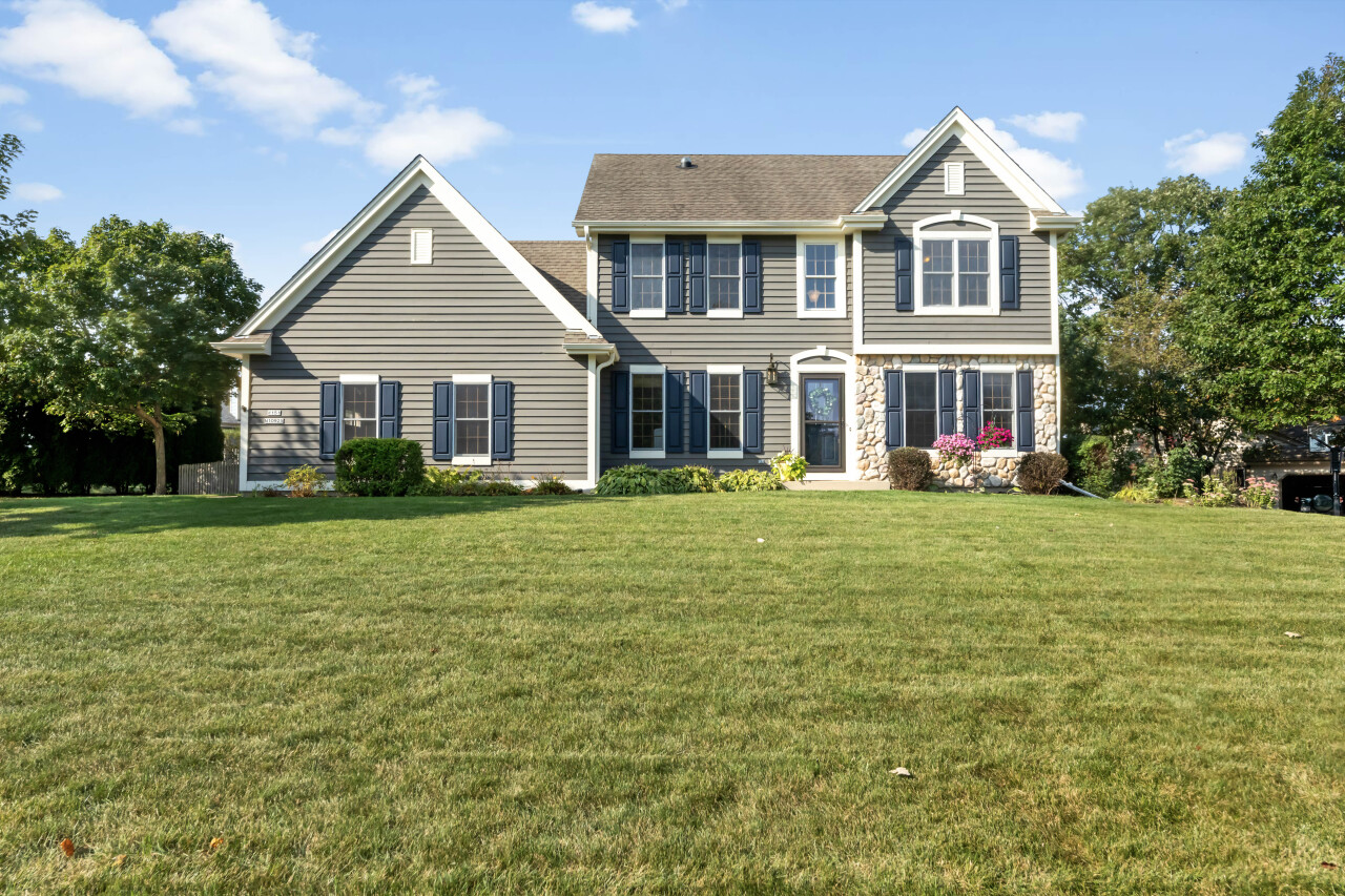 Lyle Ln, Germantown, WI 53022