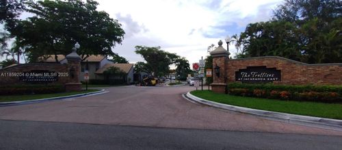 apt-308-9719 N New River Canal Rd, Plantation, FL, 33324-3437 | Card Image