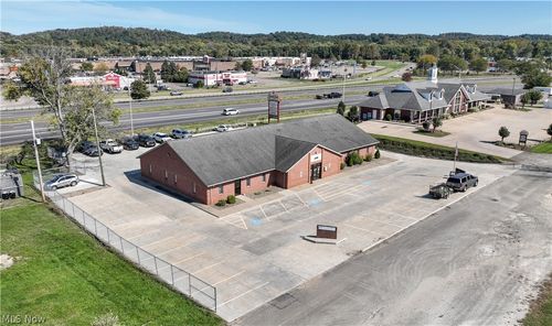 277 Canal Ave Se, New Philadelphia, OH, 44663-2360 | Card Image