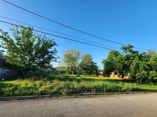 1109 11th St, Galena Park, TX, 77547-3102 | Card Image