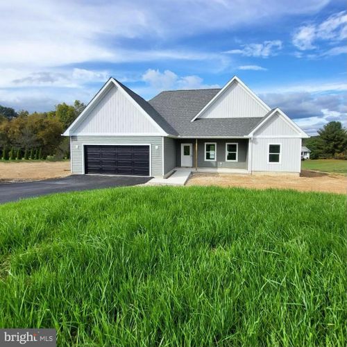 123 Robin Ln, KUNKLETOWN, PA, 18058-7812 | Card Image