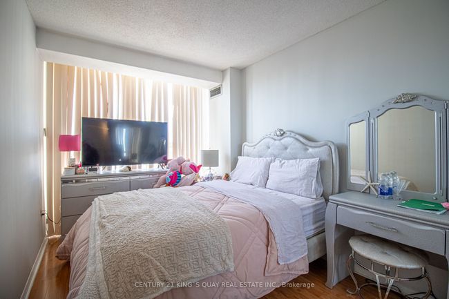 1911 - 4185 Shipp Dr, Condo with 2 bedrooms, 2 bathrooms and null parking in Mississauga ON | Image 18