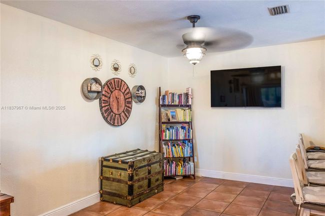 APT-2 - 10405 Sw 153 Rd Ct, Townhouse with 2 bedrooms, 2 bathrooms and null parking in Miami FL | Image 4