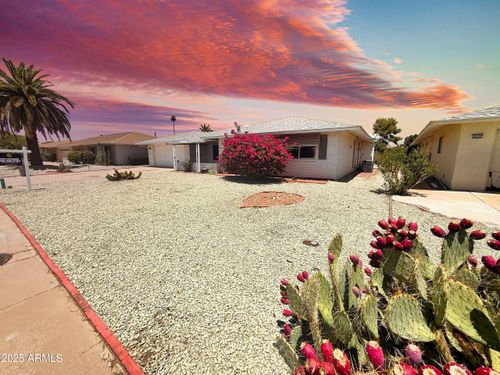 10126 W Burns Dr, Sun City, AZ, 85351-1233 | Card Image