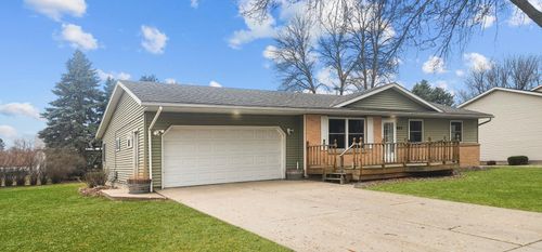 602 W River St, Redwood Falls, MN, 56283-1033 | Card Image
