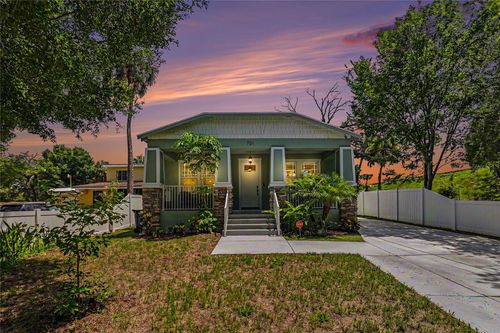 701 E Hollywood St, TAMPA, FL, 33604-4211 | Card Image