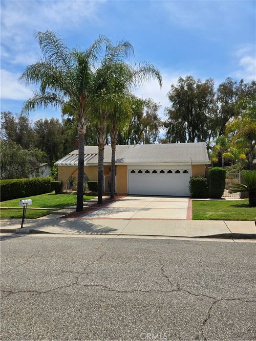 2265 Mcneil Cir, Corona, CA, 92882-5164 | Card Image