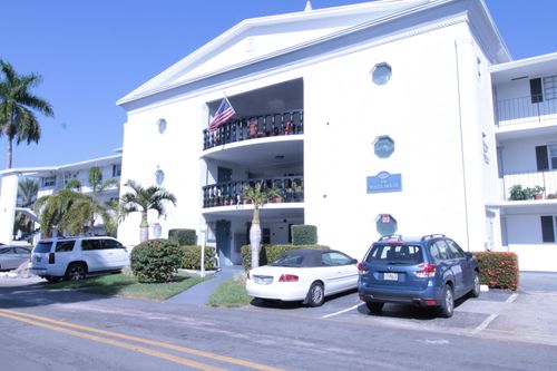 302-470 Paradise Isle Blvd, Hallandale Beach, FL, 33009-5898 | Card Image
