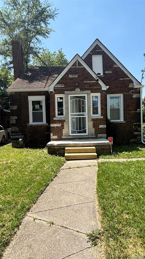 10891 Mogul St, Detroit, MI, 48224-2443 | Card Image