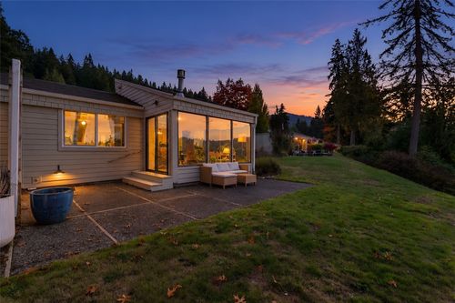20-22 Marigold Dr, Bellingham, WA, 98229-2796 | Card Image