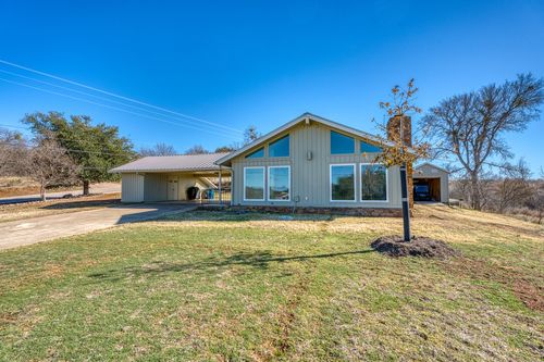 101 W Bluebonnet Rd, Horseshoe Bay, TX, 78657-5919 | Card Image