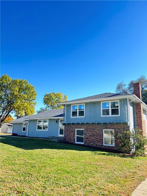 5405 Oliver St, Kansas City, KS, 66106-3262 | Card Image