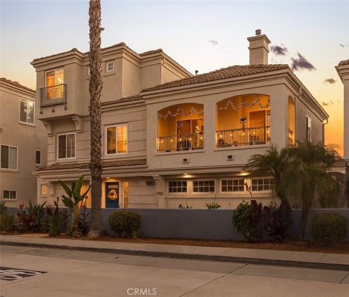 701 N Cleveland St, Oceanside, CA, 92054 | Card Image