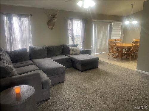 931 Winston Ct, Hillsboro, MO, 63050-4923 | Card Image