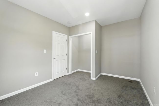 1025 S Gallatin St, House other with 5 bedrooms, 2 bathrooms and null parking in Marion IN | Image 14