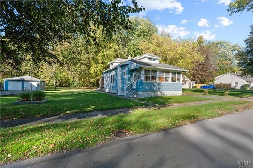 229 Boston St, Oneida, NY, 13421-1201 | Card Image