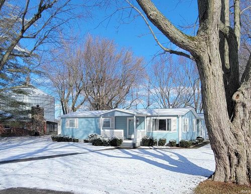 213 E Taylor St, Sims, IN, 46986-9669 | Card Image