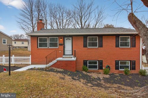 13418 Hillendale Dr, WOODBRIDGE, VA, 22193-4726 | Card Image
