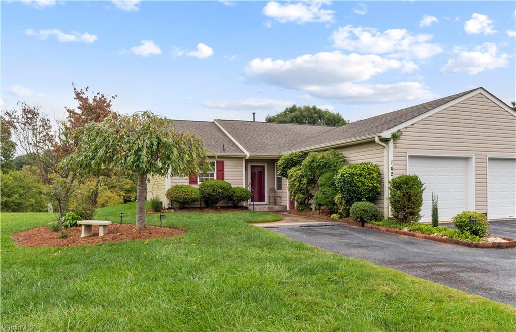 Troonsway Rd, Winston Salem, NC 27127