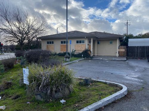 300 Railroad Ave, Suisun City, CA, 94585-1781 | Card Image