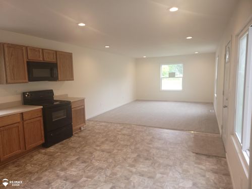 1228 Leland St, Flint, MI, 48507-5316 | Card Image