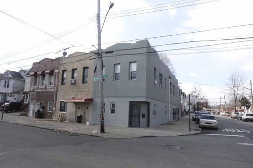 99-02 212th St, Queens Village, NY, 11429-1100 | Card Image