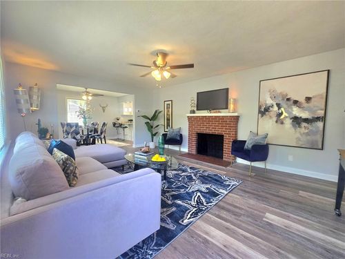 2833 Hollister Ave, Norfolk, VA, 23504-3711 | Card Image