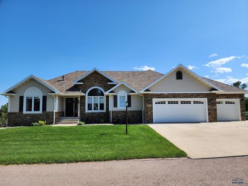 5597 Blue Stem Ct, Rapid City, SD, 57702-8202 | Card Image