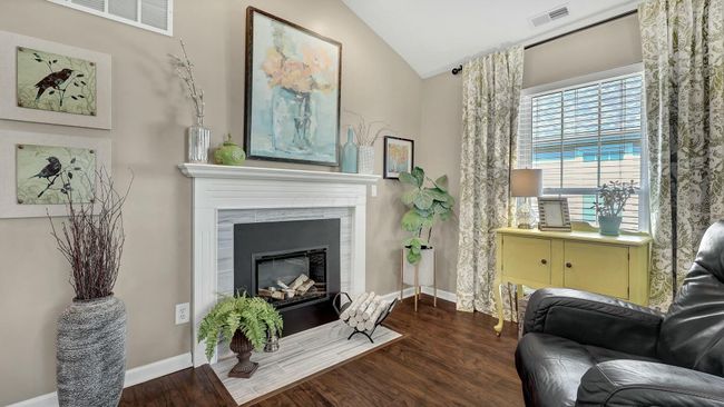 6130 Murphys Pond Rd, Condo with 2 bedrooms, 2 bathrooms and null parking in Canal Winchester OH | Image 6