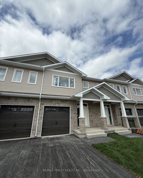 194 Heritage Park Dr, Napanee, ON, K7R0C8 | Card Image