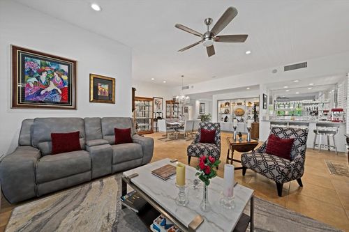 2 Lehigh Ct, Rancho Mirage, CA, 92270-3710 | Card Image