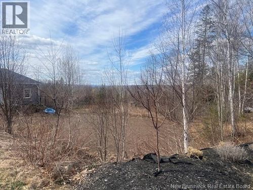37 Whisperwood Dr, Fredericton, NB, E3C0J8 | Card Image