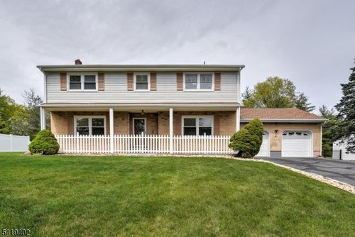 6 Linda St, Parsippany, NJ, 07054-2904 | Card Image