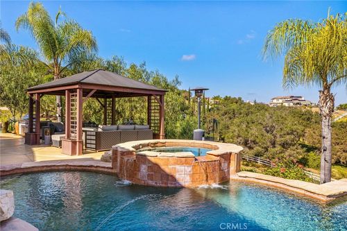 4709 Briana Ct, Fallbrook, CA, 92028-8028 | Card Image
