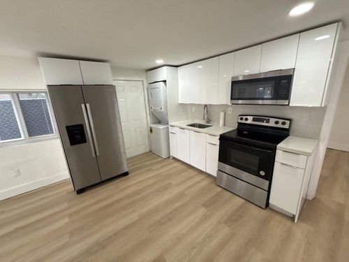 a-6300 Nw 1st Ave, Miami, FL, 33150-4581 | Card Image