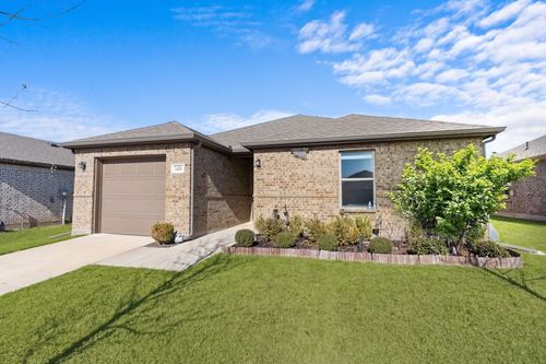 1406 Waverley Dr, Greenville, TX, 75402-7608 | Card Image