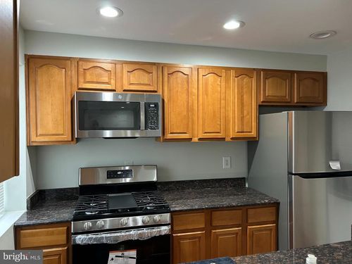 apt-101-3868 9th St Se, WASHINGTON, DC, 20032-4030 | Card Image