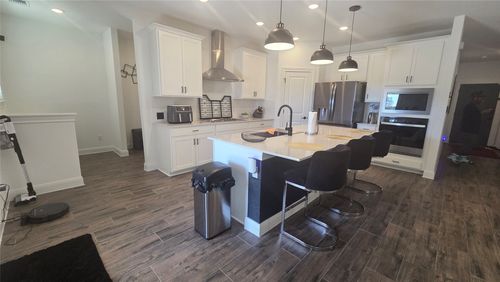 125 Raleigh Dr, Georgetown, TX, 78633-2480 | Card Image