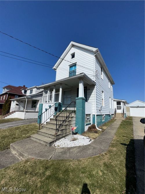 374 Tenney Ave, Campbell, OH, 44405-1604 | Card Image