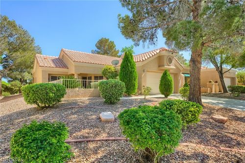 2552 Highvale Dr, Las Vegas, NV, 89134-7887 | Card Image