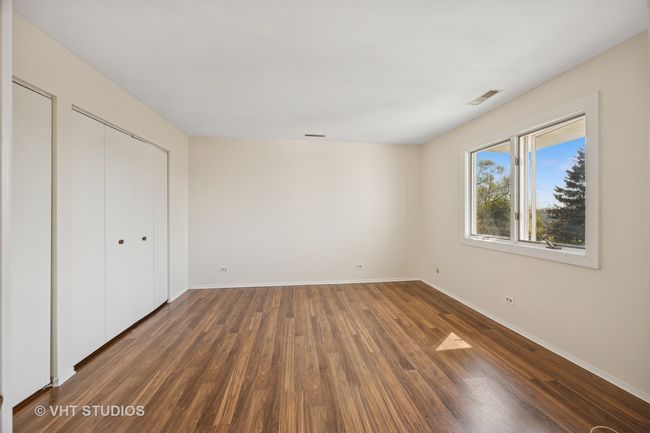 APT-205 - 1121-W Hinswood Dr, Condo with 2 bedrooms, 2 bathrooms and 1 parking in Darien IL | Image 11